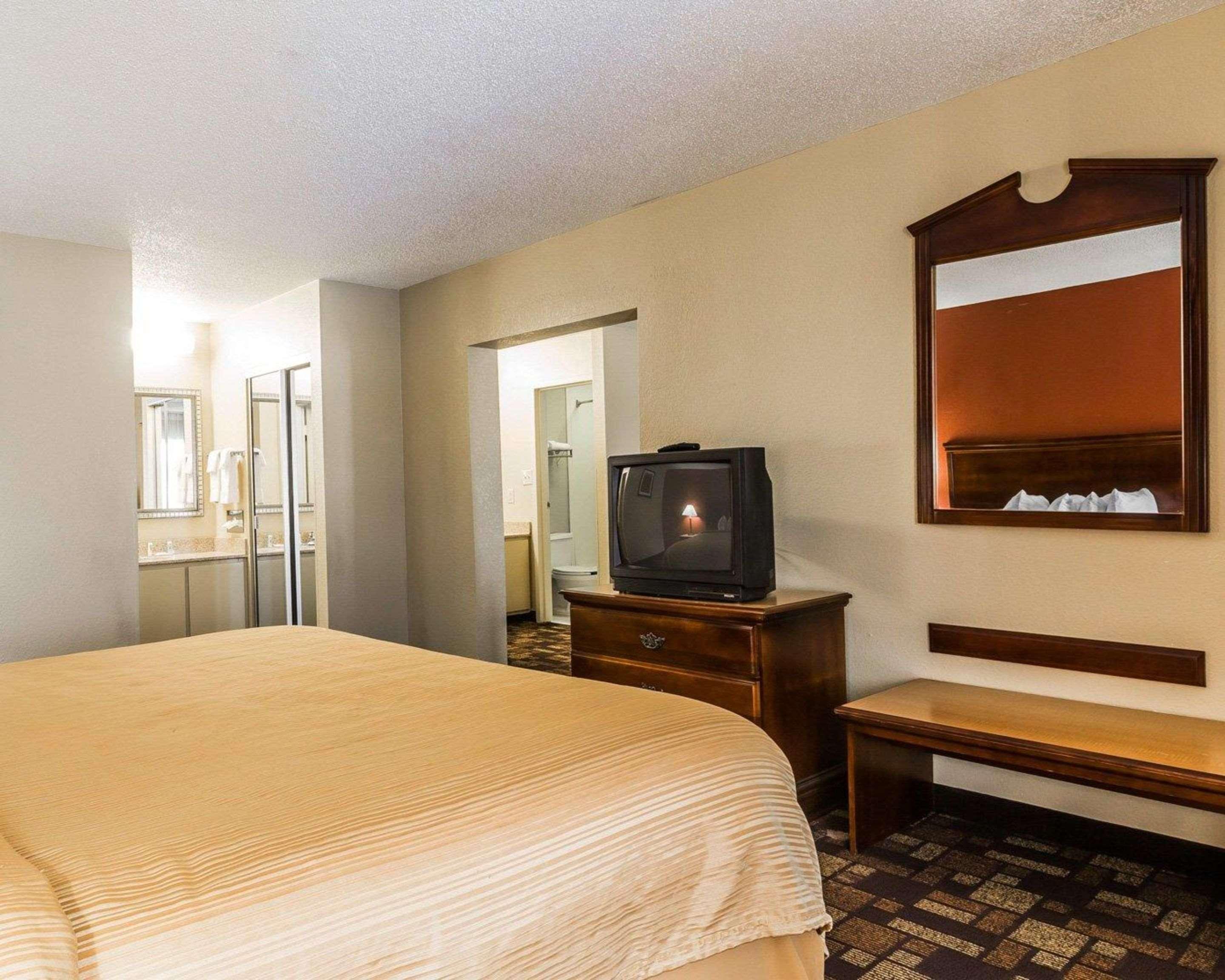 Motel 6 Montgomery, Al - Eastern Blvd. Exterior photo